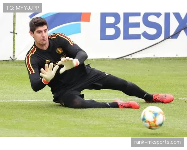 库尔图瓦神勇护航马竞，欧冠决赛再现辉煌争冠希望高涨