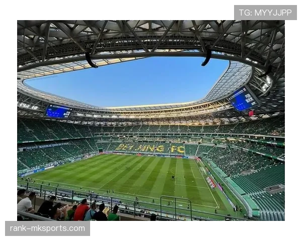 新一代球星闪耀绿茵场,足坛迎来变革新时代 新一代球星闪耀绿茵场,足坛迎来变革新时代