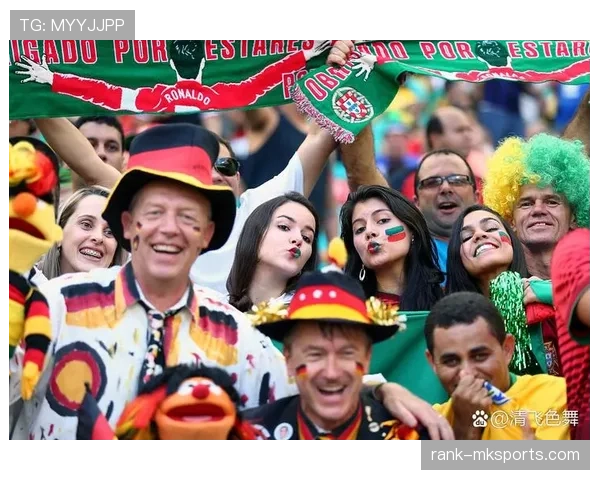 德甲黄黑潮流推动球队表现回暖,球迷热情助力再创辉煌 德甲黄黑潮流推动球队表现回暖,球迷热情助力再创辉煌