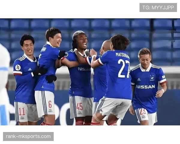 横滨水手再度卫冕 J1联赛冠军，展现强大竞争力与稳定表现